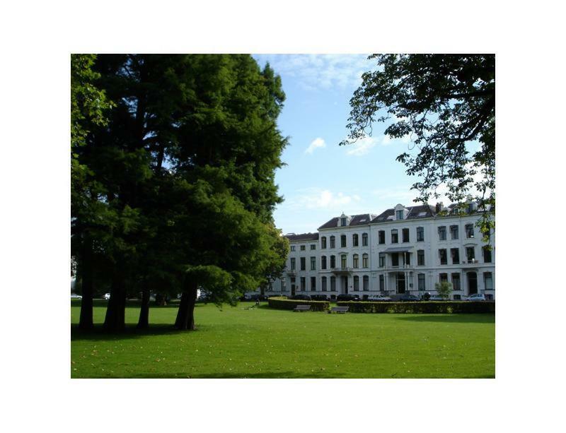 Bed & Breakfast Frans Hals Haarlem Exteriör bild